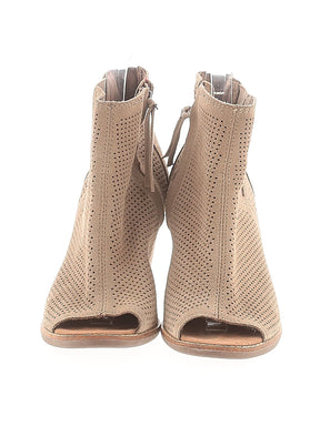 2 shoe size - 6