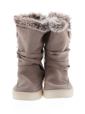 2 shoe size - 9 1/2