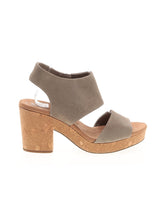 1 shoe size - 9