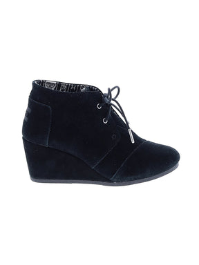 1 shoe size - 8