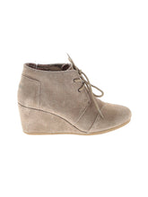 1 shoe size - 10