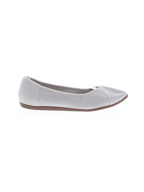 1 shoe size - 7 1/2