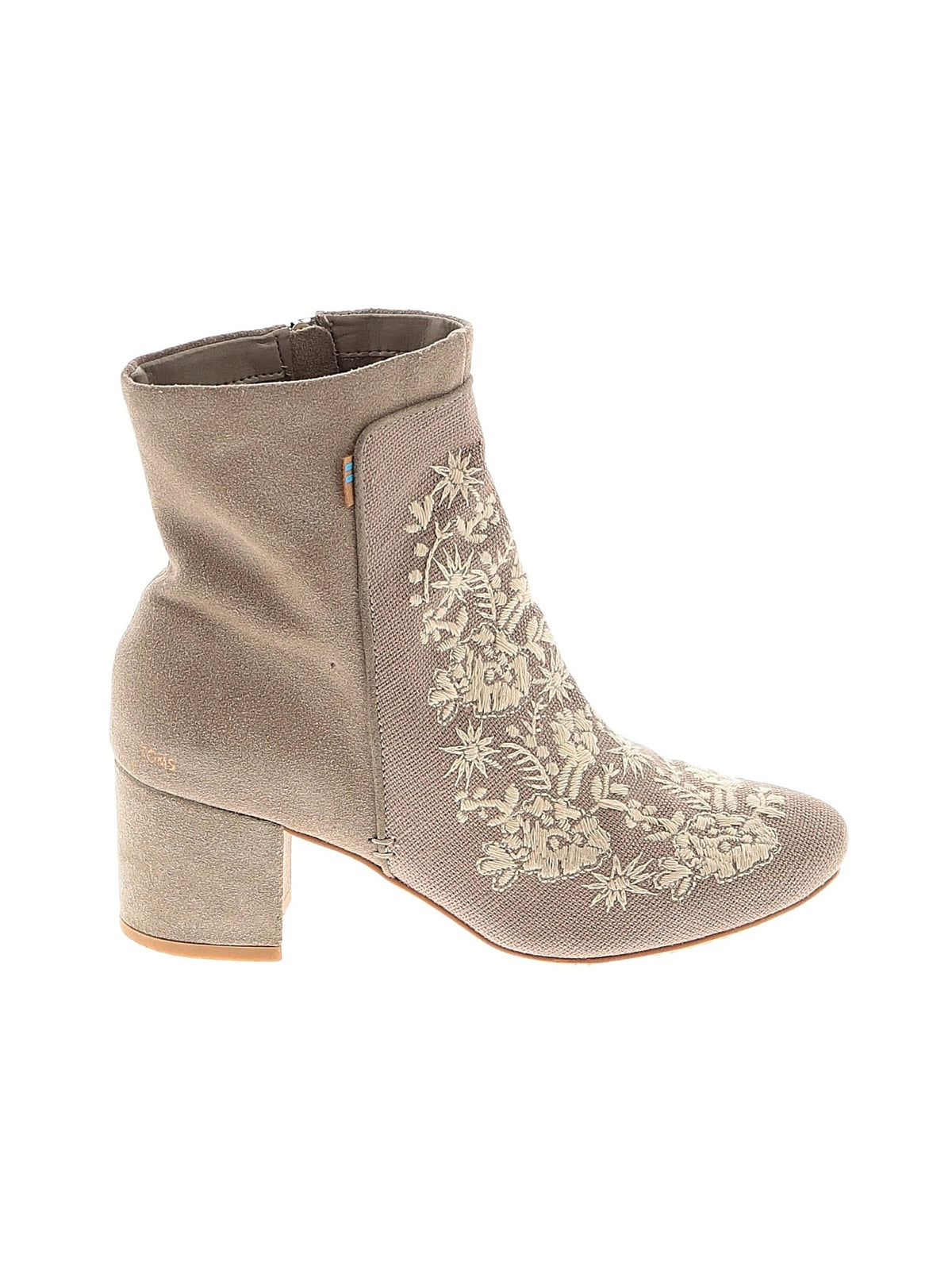 1 shoe size - 7