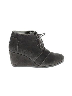 1 shoe size - 7