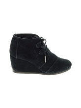 1 shoe size - 5 1/2