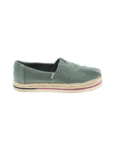1 shoe size - 8