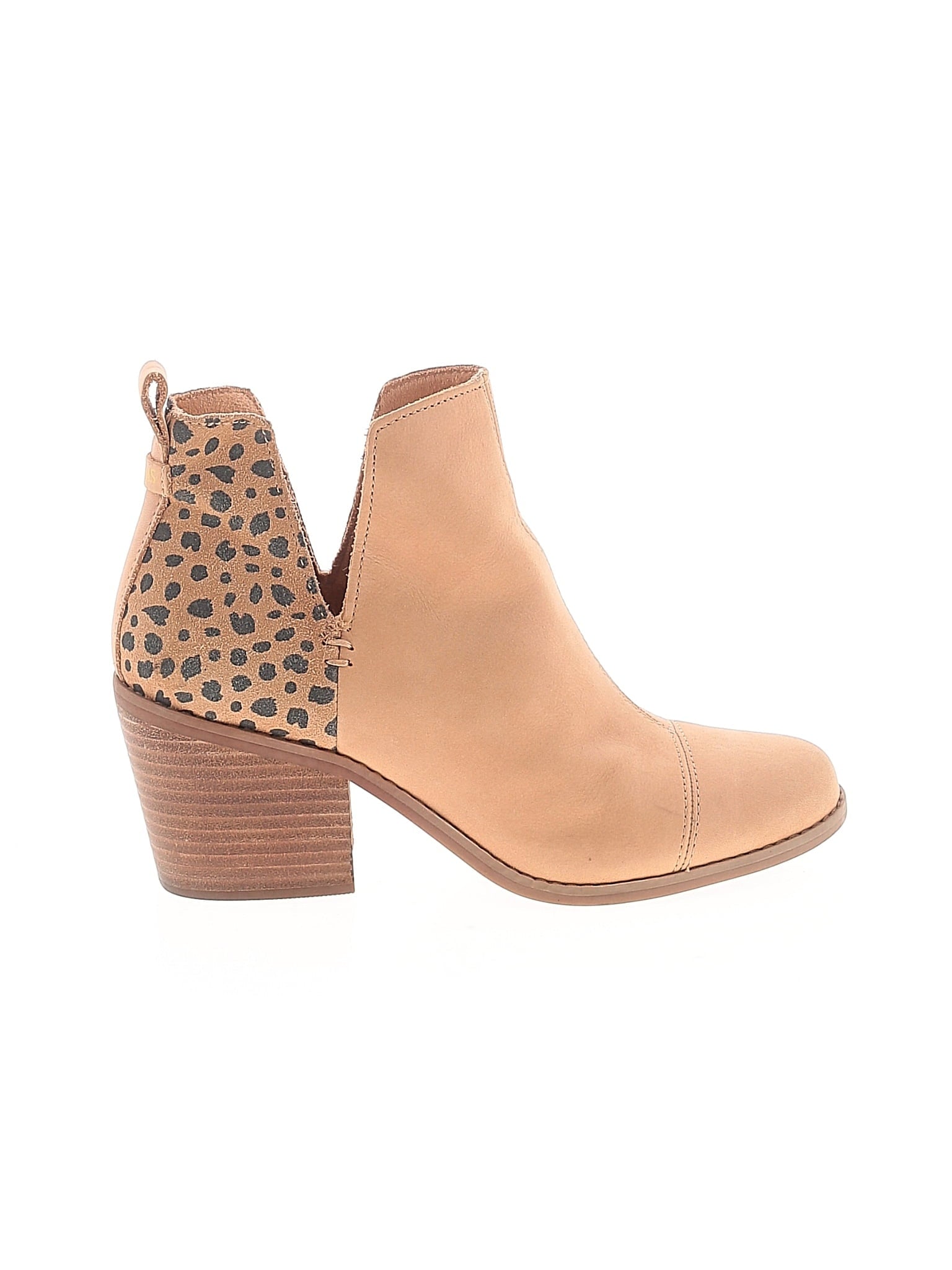 1 shoe size - 8