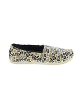 1 shoe size - 9