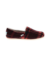 1 shoe size - 8