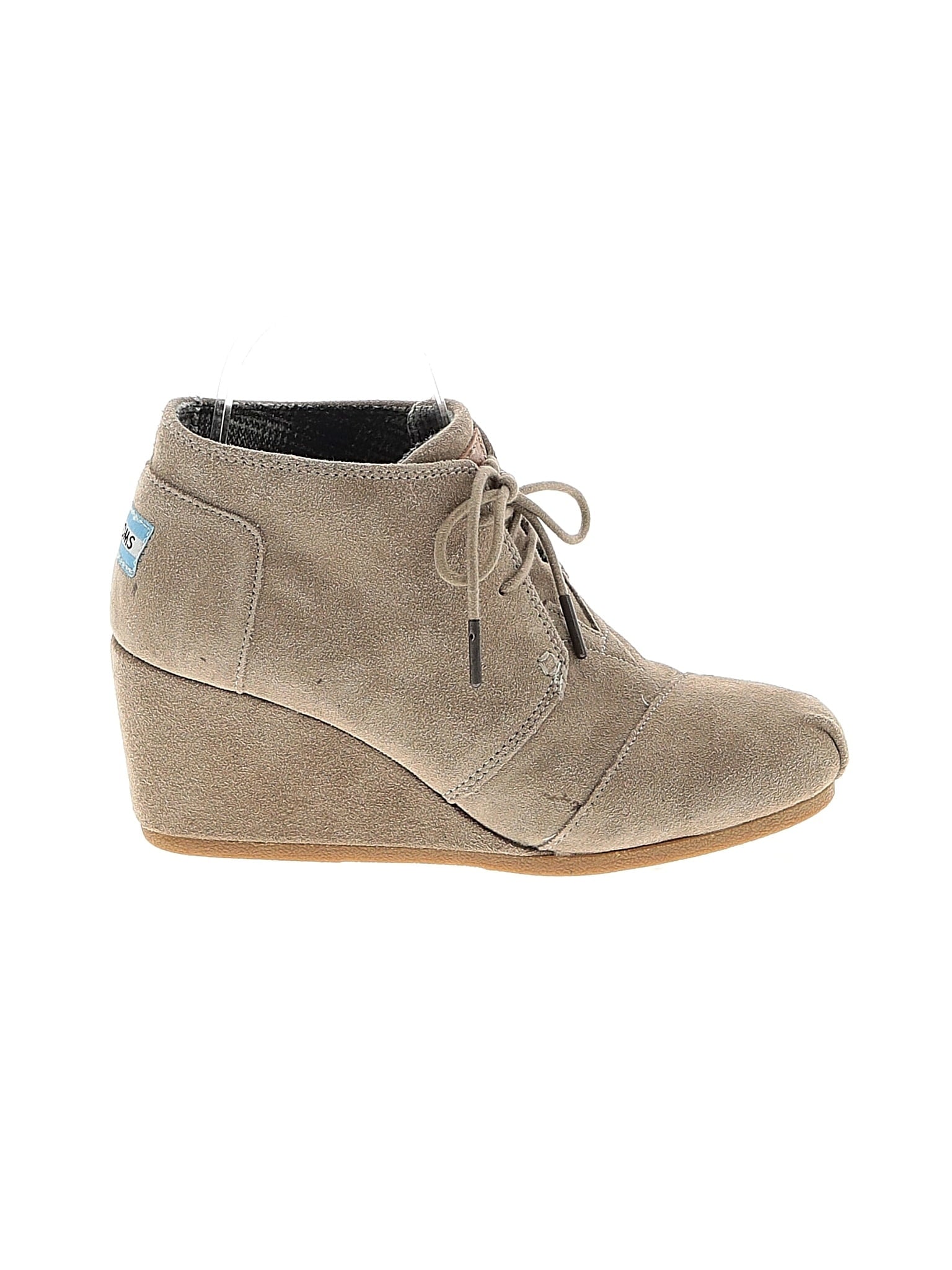 1 shoe size - 8