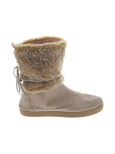 1 shoe size - 8 1/2