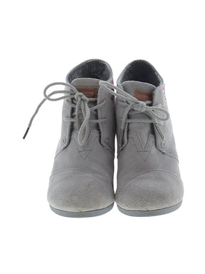 2 shoe size - 5 1/2