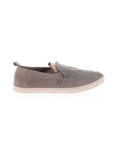 1 shoe size - 8