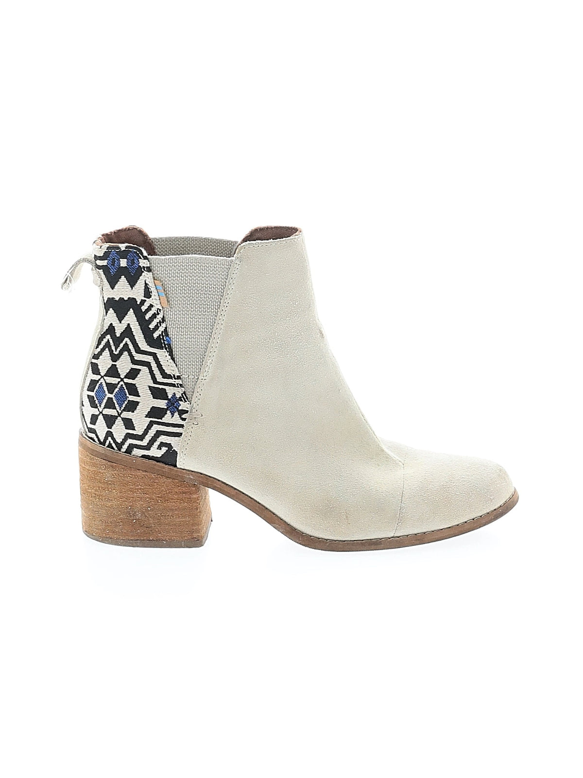1 shoe size - 8 1/2