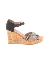 1 shoe size - 8 1/2
