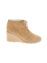 1 shoe size - 7