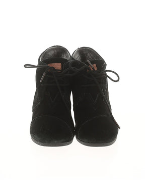 2 shoe size - 9 1/2