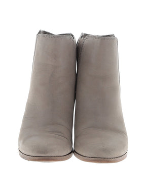 2 shoe size - 7 1/2