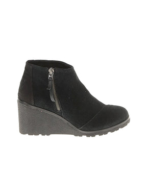 1 shoe size - 7