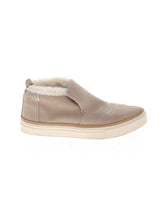 1 shoe size - 8