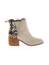 1 shoe size - 7