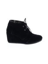 1 shoe size - 7