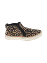 1 shoe size - 8