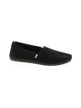 1 shoe size - 8 1/2
