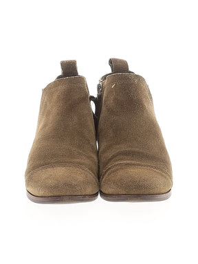 2 shoe size - 7 1/2