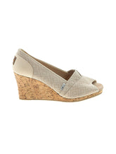 1 shoe size - 11