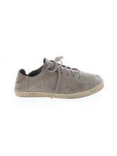 1 shoe size - 7