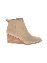 1 shoe size - 9 1/2