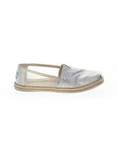 1 shoe size - 8
