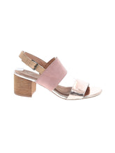 1 shoe size - 9