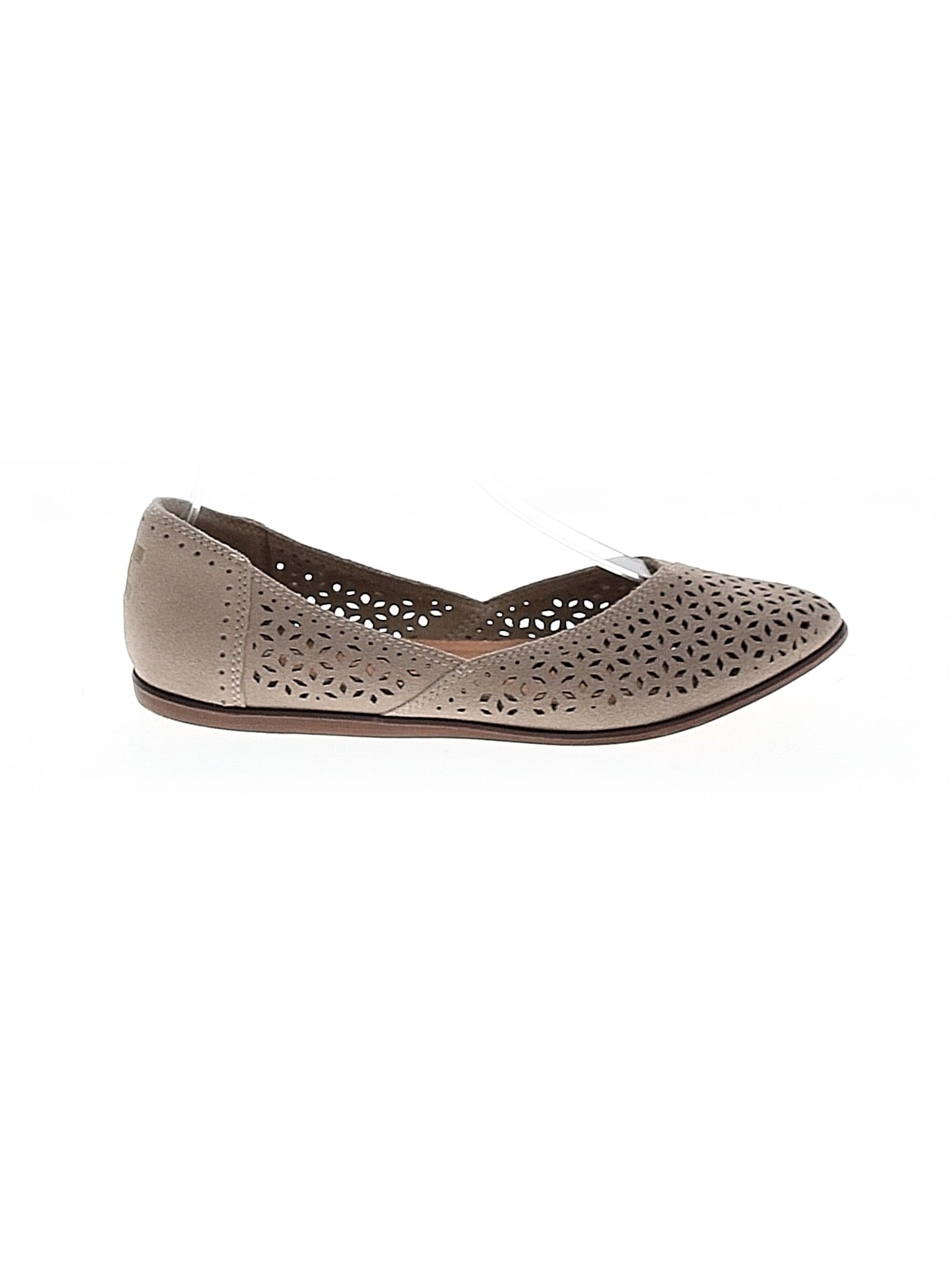 1 shoe size - 7 1/2