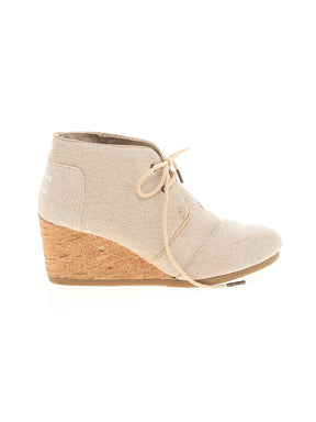 1 shoe size - 9