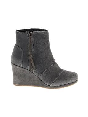 1 shoe size - 7