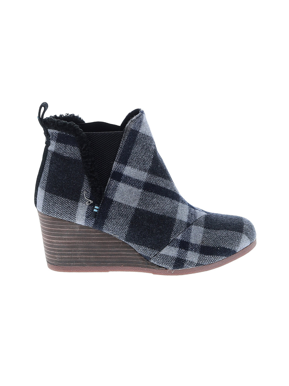 1 shoe size - 9