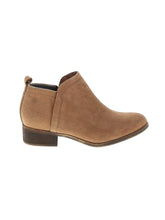 1 shoe size - 7