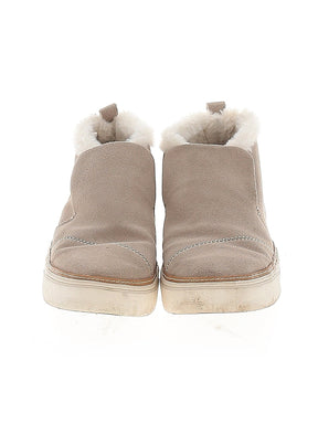 2 shoe size - 8
